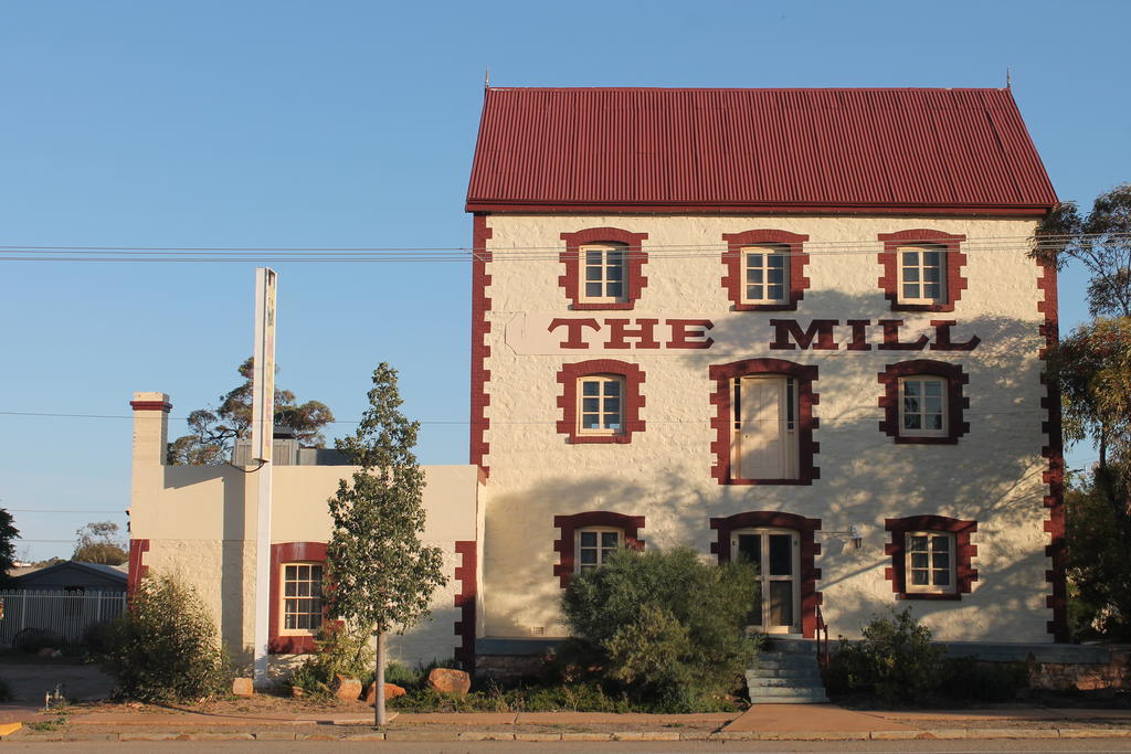 Flinders Ranges Motel - The Mill Quorn Ngoại thất bức ảnh
